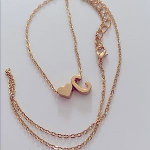 NWOT Dainty Letter Monogram  C Heart Fashion Necklace